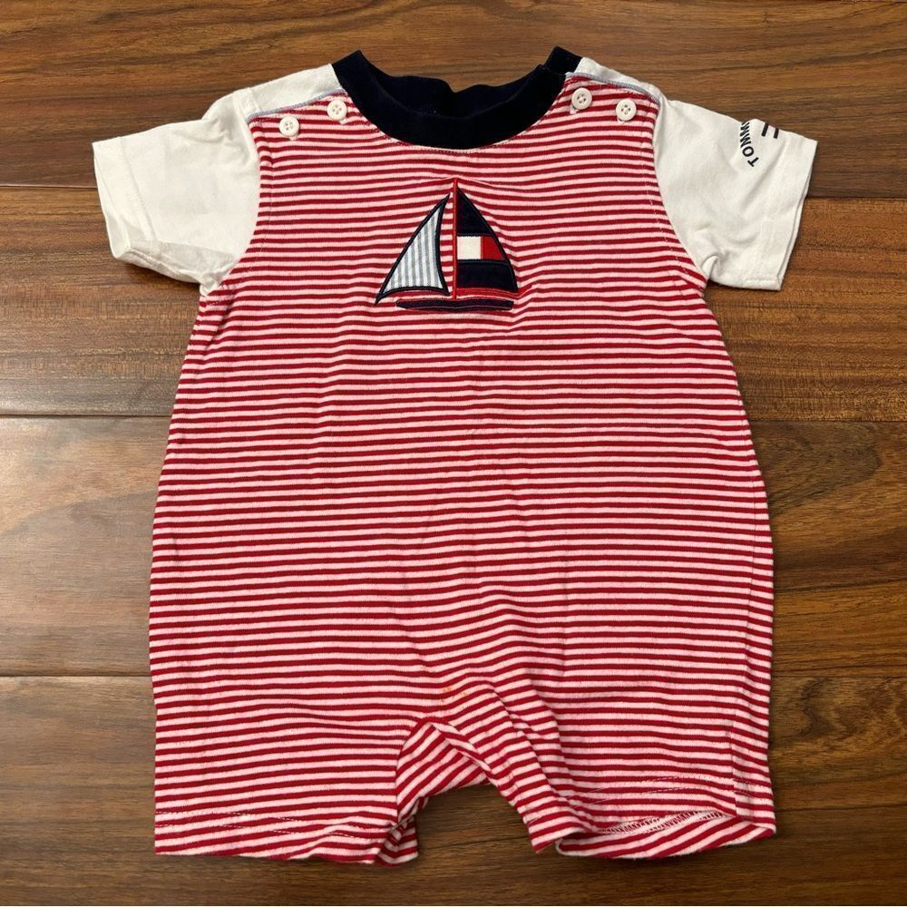 Tommy Hilfiger vintageโy2k 2002 red/white stripe embroidered sailboat romper